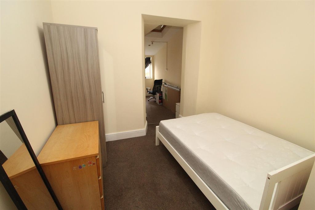 Property photo 1 of 8 Img_0643.Jpg