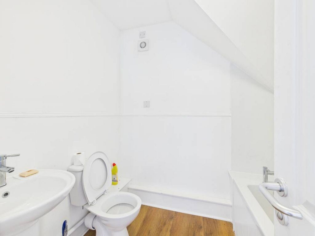 Additional image 8 of 2 bed flat for saleVictoria Road, Peterhead AB42