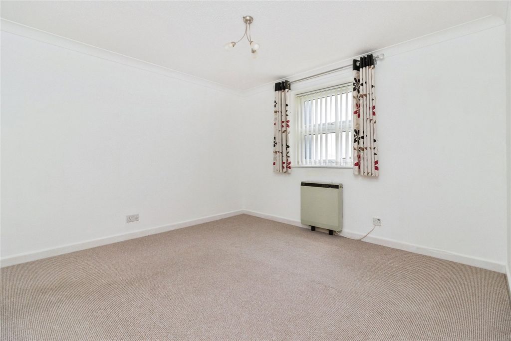 Additional image 15 of 2 bed flat for saleEast Cliff Road, Dawlish, Devon EX7
