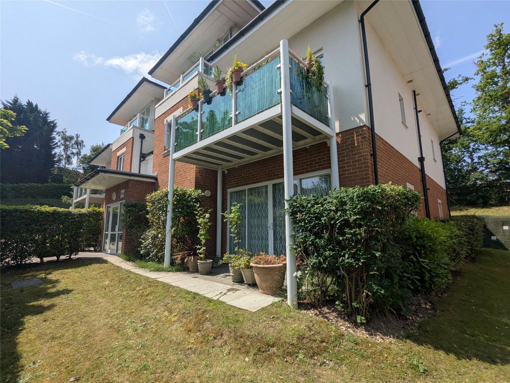Property photo 1 of 13 Picture No. 14