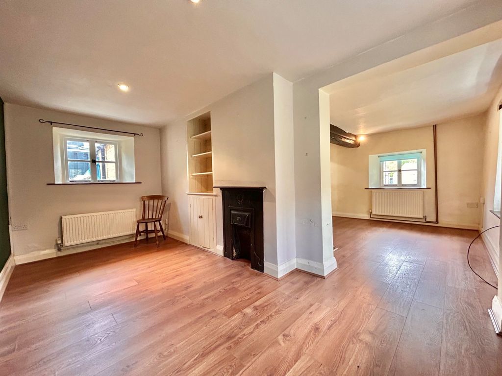 Property photo 3 of 11 Picture No. 29
