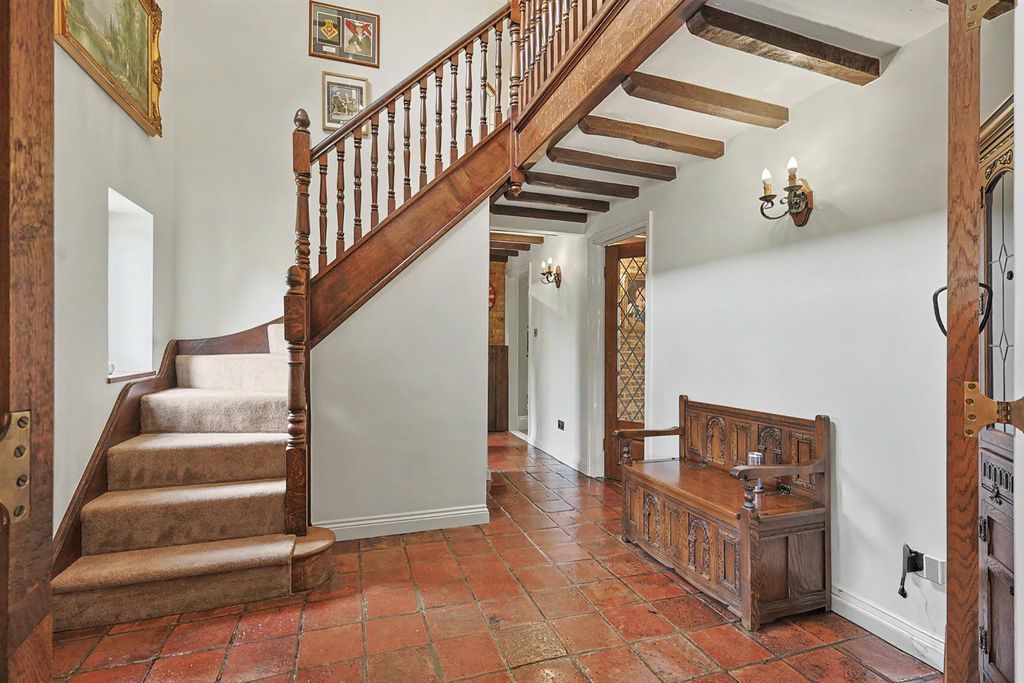 Property photo 3 of 63