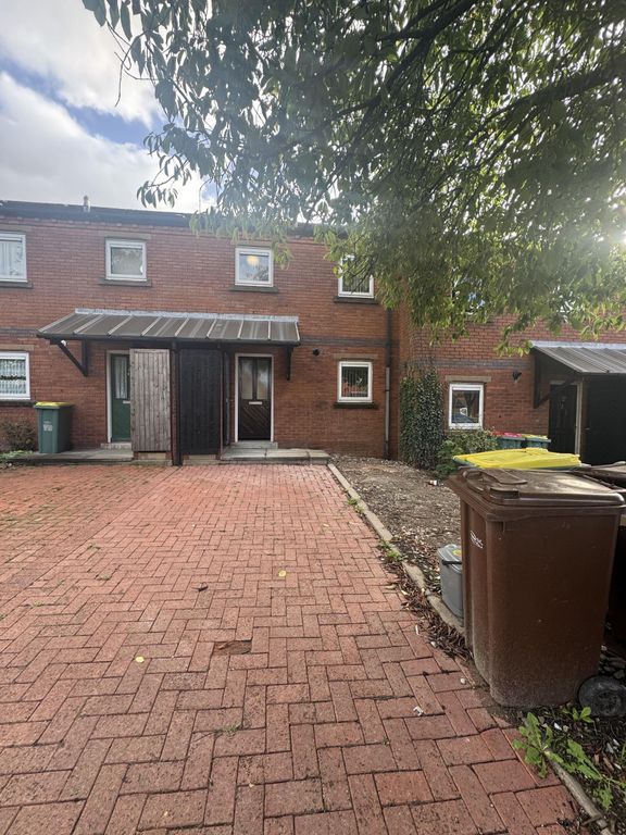 Property photo 2 of 11