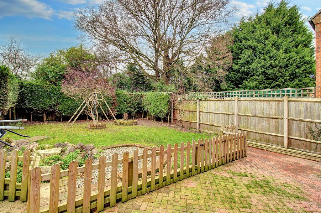 Property photo 2 of 19 Rear Garden