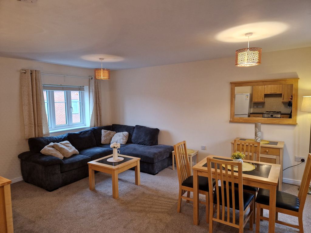 Property photo 2 of 10