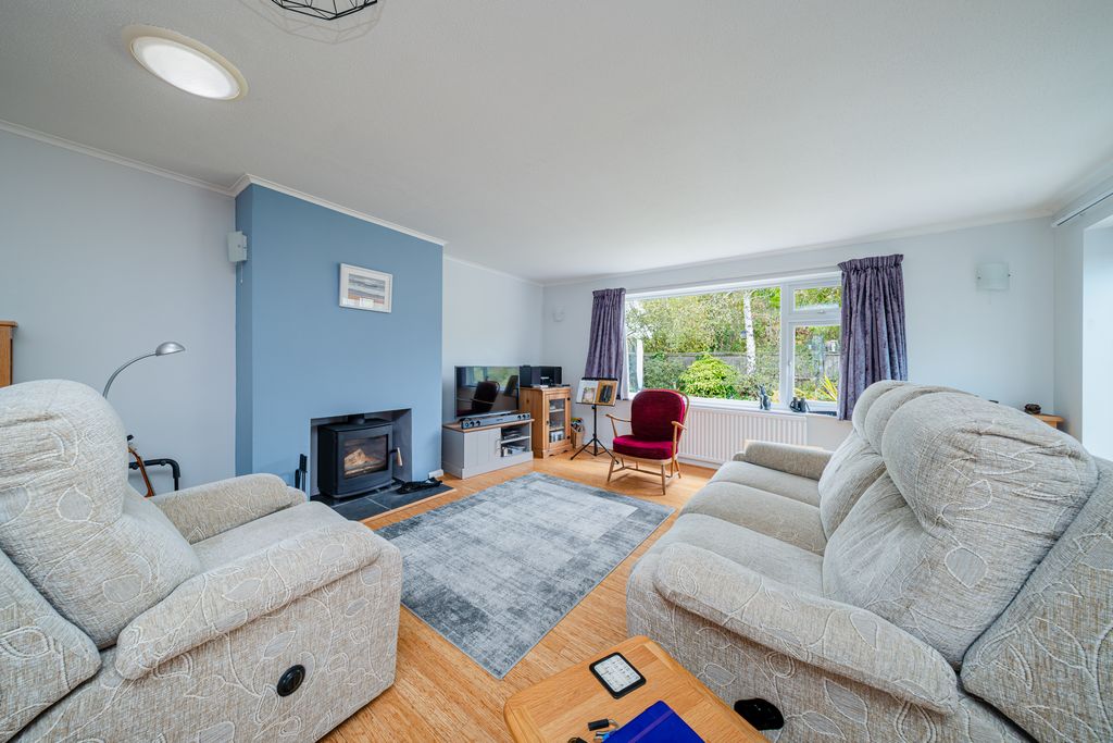 Property photo 3 of 22 Dsc03303