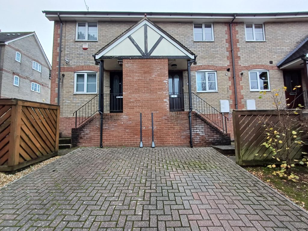 Property photo 1 of 39 (42)