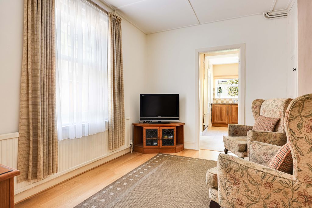 Property photo 3 of 21 Img13