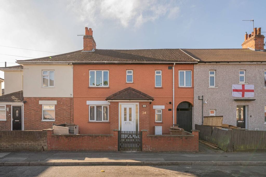 Property photo 1 of 24