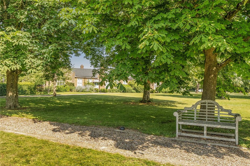 Property photo 2 of 17 Picture No. 20