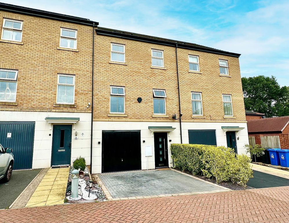 Property photo 1 of 27