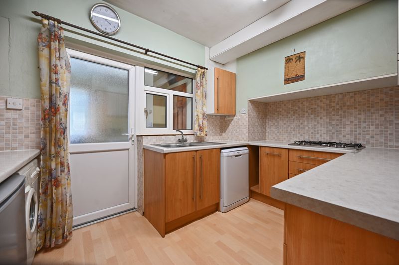 Property photo 3 of 13 Photo 6