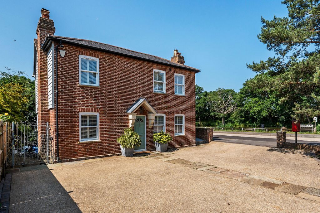 Property photo 2 of 37 1