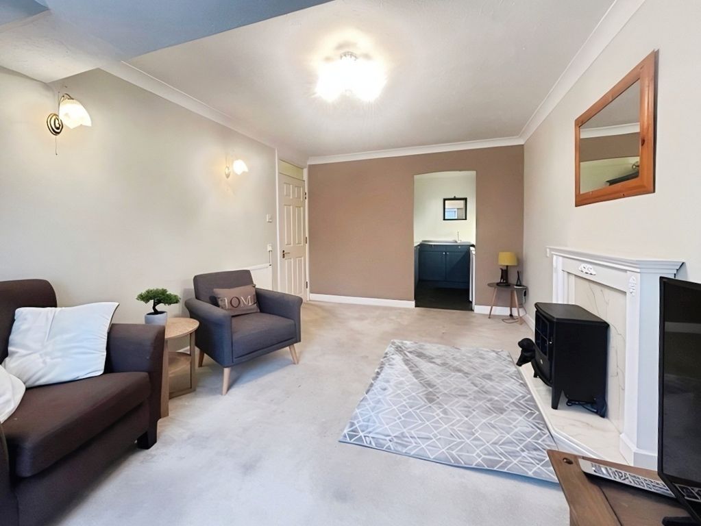 Property photo 2 of 12 Picture No. 04