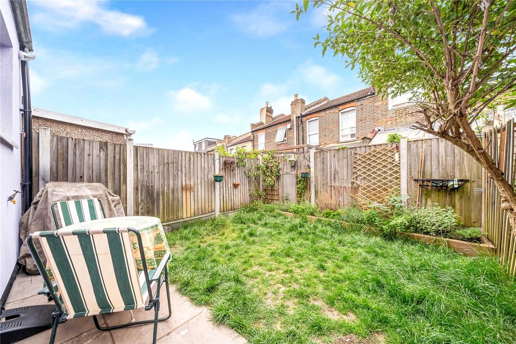 Property photo 3 of 14 Picture No. 43