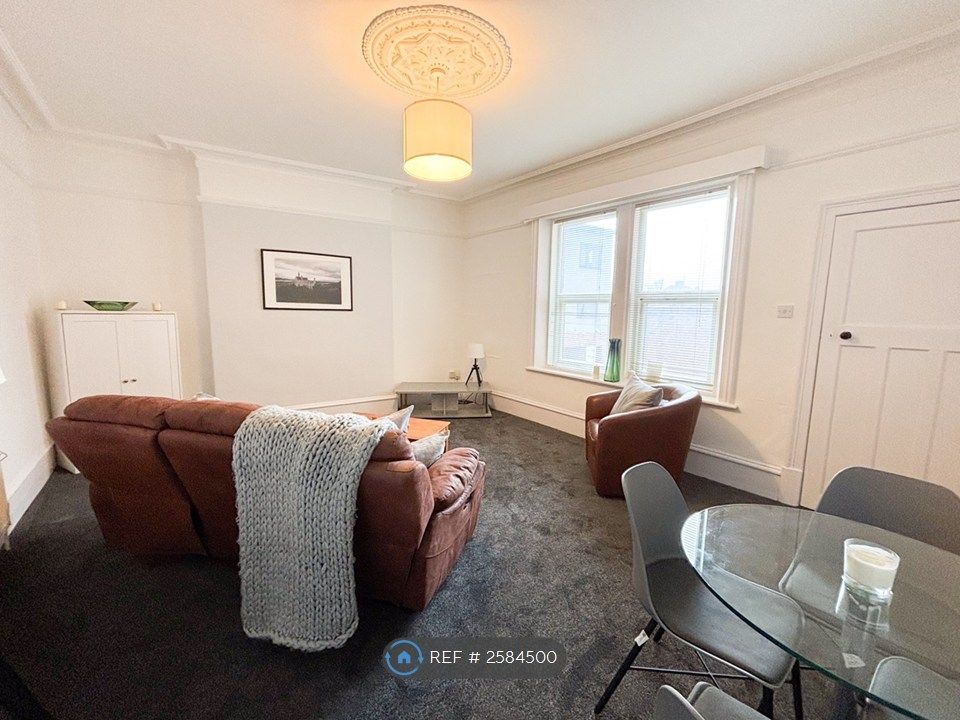 Property photo 2 of 13 Sitting Room