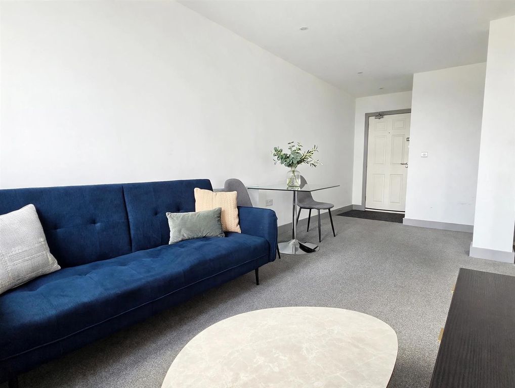 Property photo 3 of 17 04_Living_Dining_Open_Plan.Jpg