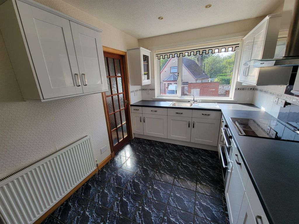 Property photo 3 of 17 Knm0022Levi Kitchen (2).Jpg