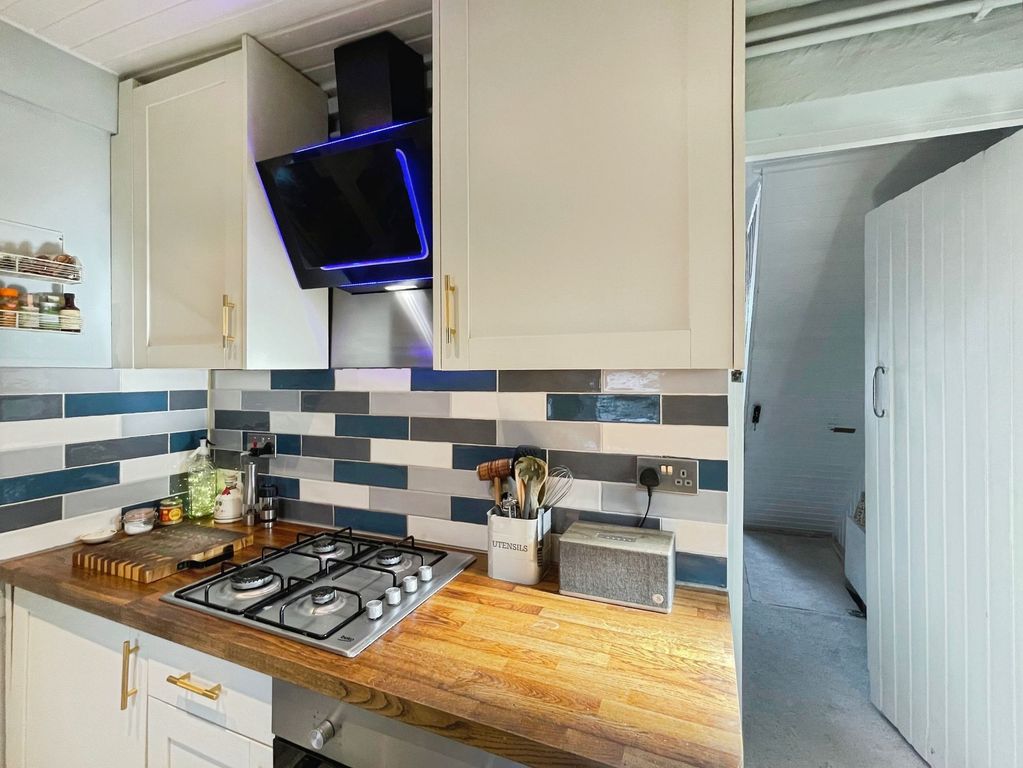 Property photo 3 of 26