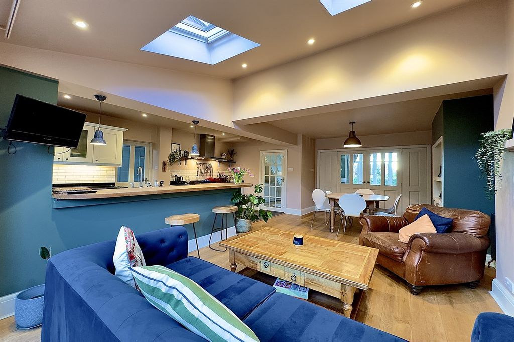 Property photo 3 of 21 Open Plan Living Dining Kitchen