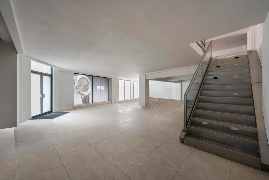 Property photo 3 of 7 Office 13.Jpg