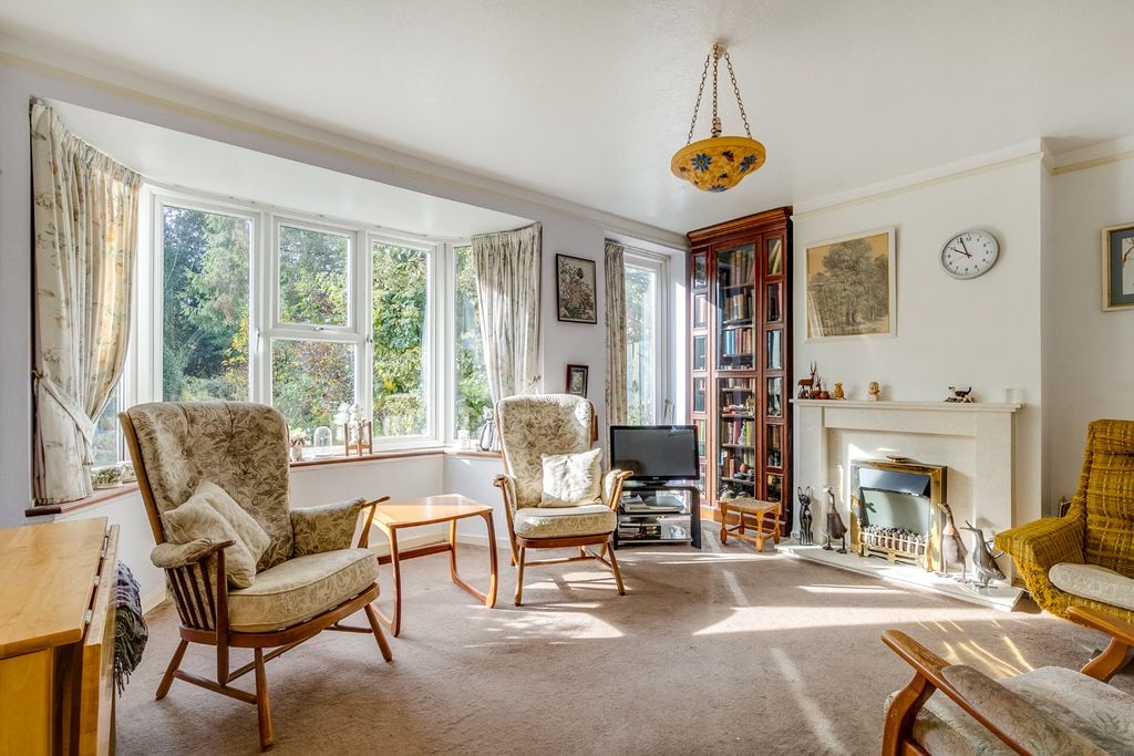 Property photo 3 of 20 4635475