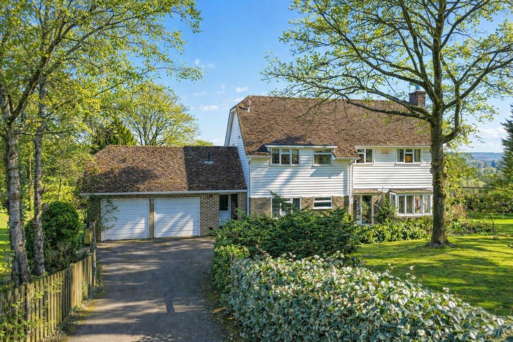 Property photo 1 of 53 3F9471Bc-997E-4E11-888A-5F985E785658.Png