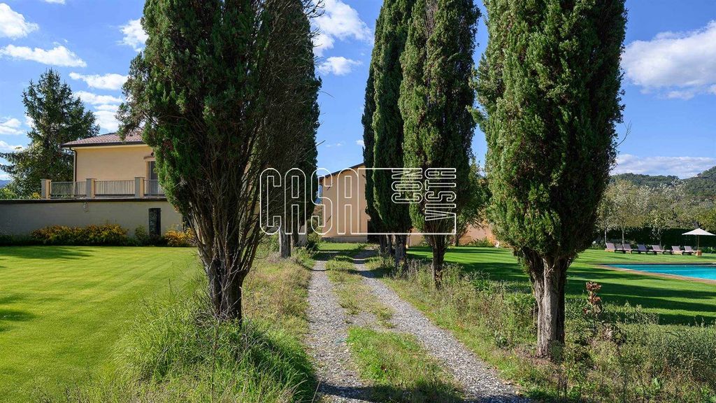 Property photo 3 of 33