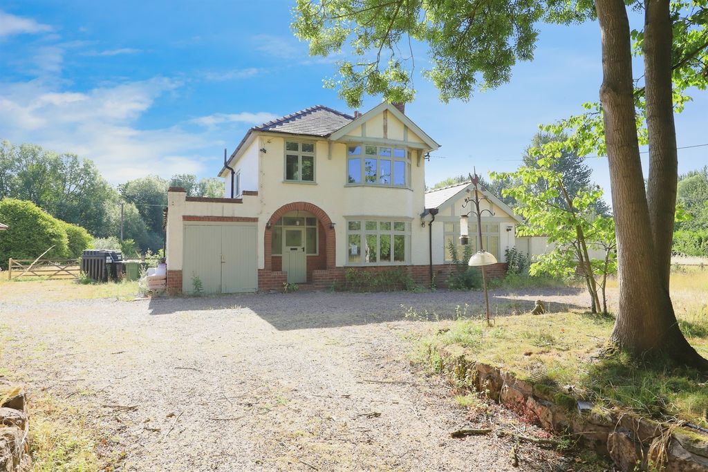 Property photo 1 of 17