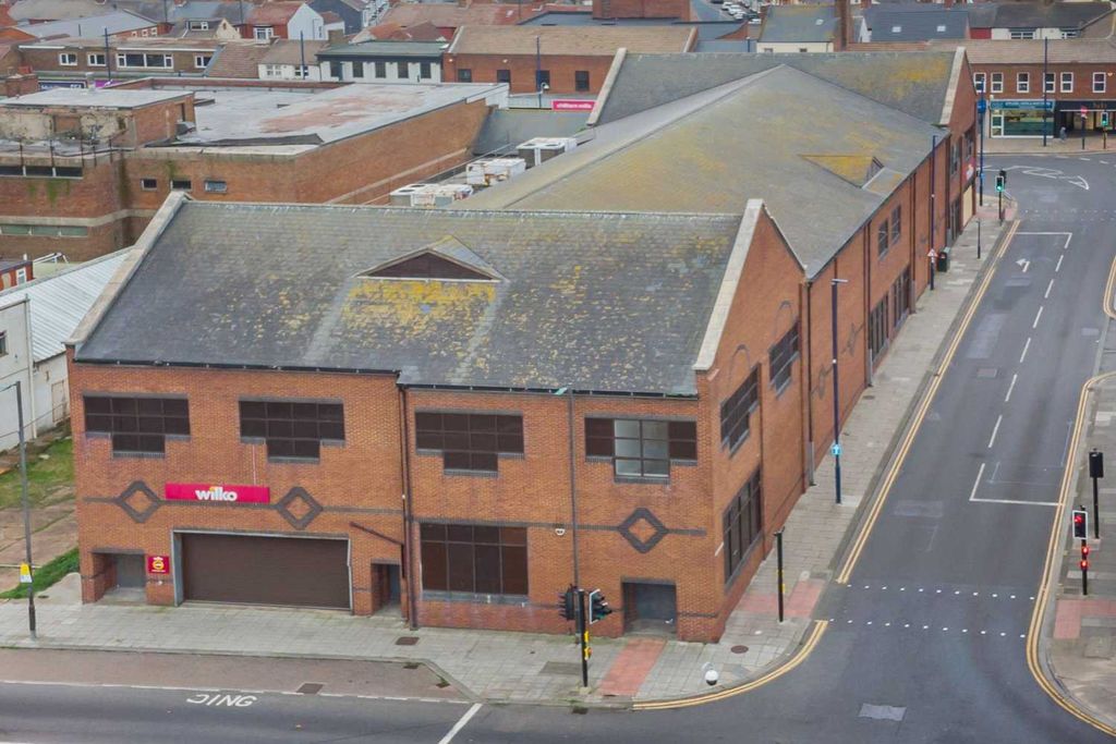 Property photo 3 of 4