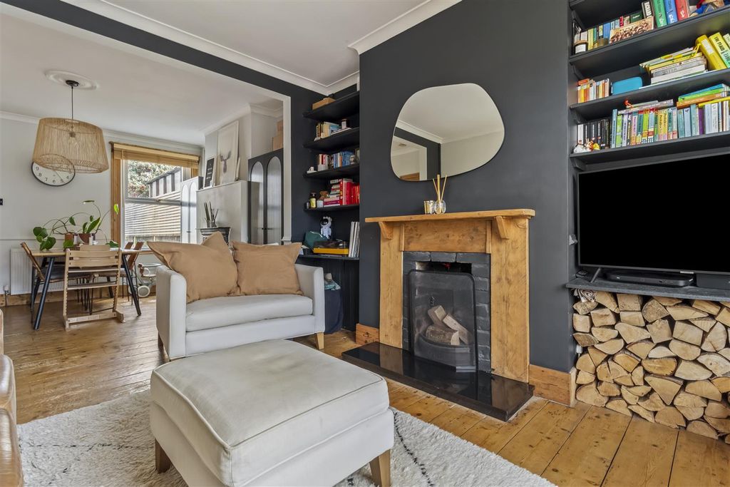 Property photo 3 of 24 168 South Farm Road-012.Jpg