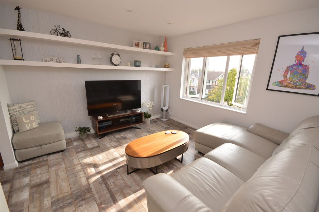 Property photo 2 of 6 Living Room