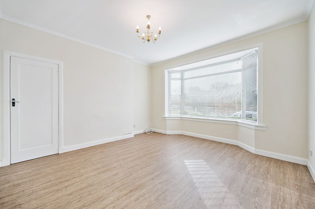 Property photo 3 of 26