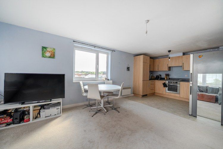 Property photo 2 of 11