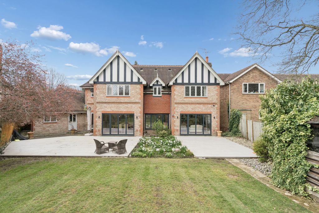 Property photo 3 of 49 Rear