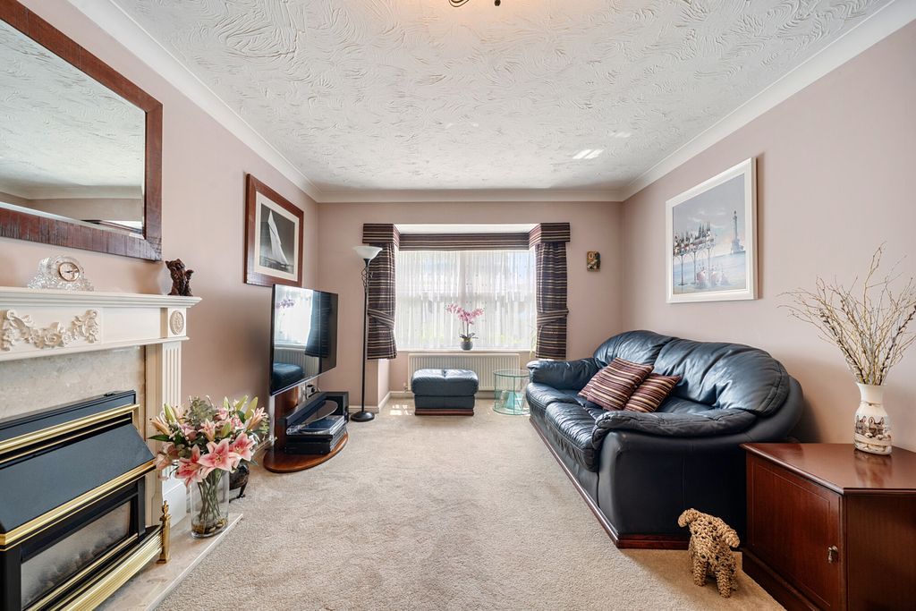 Property photo 2 of 19 1488887-15-6A4Fcc...