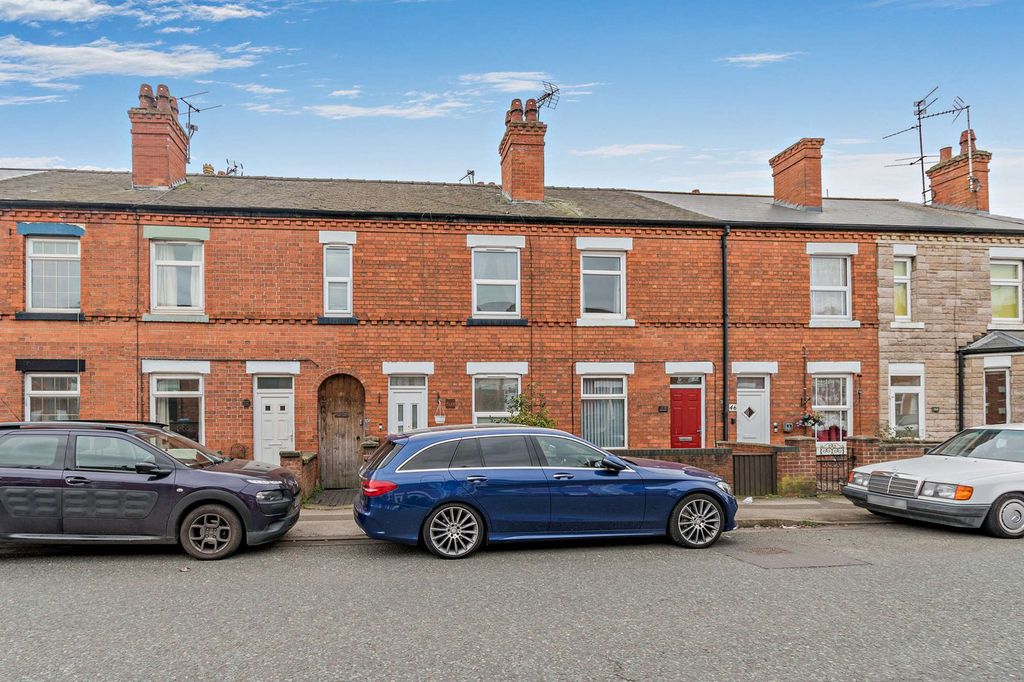 Property photo 1 of 27