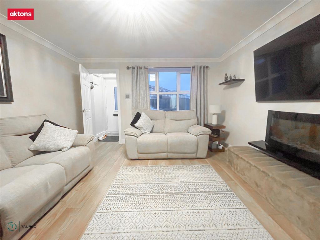 Property photo 3 of 15 Img_9337.Jpg