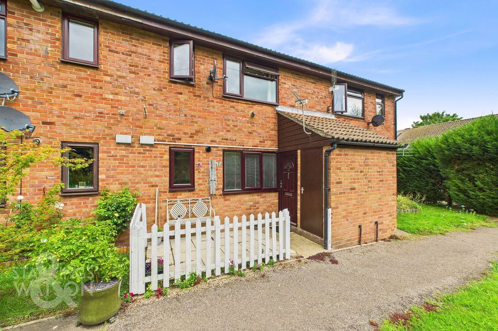 Property photo 1 of 10