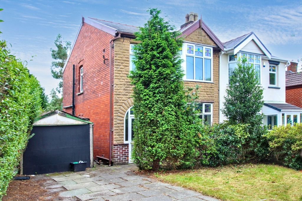 Property photo 1 of 21