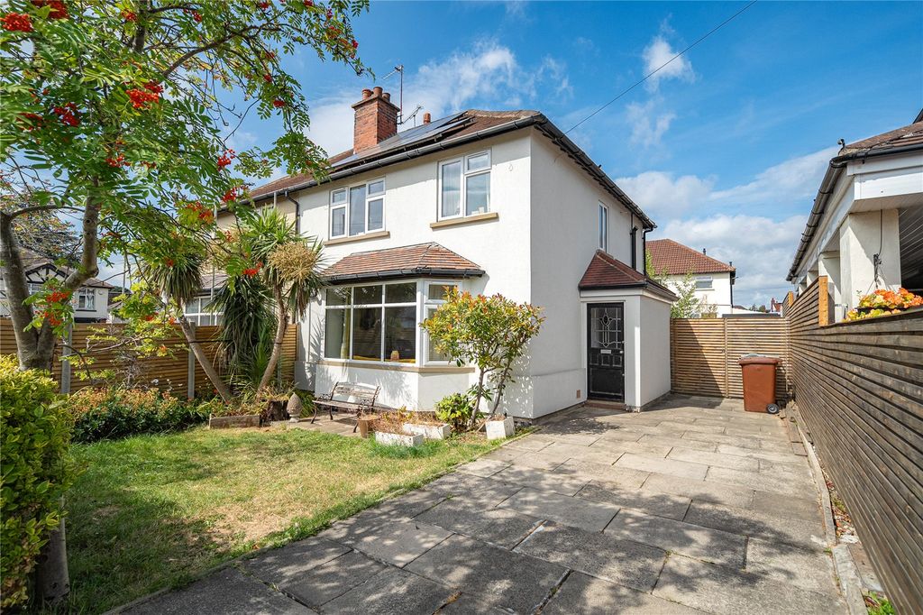 Property photo 1 of 36 Picture No. 31