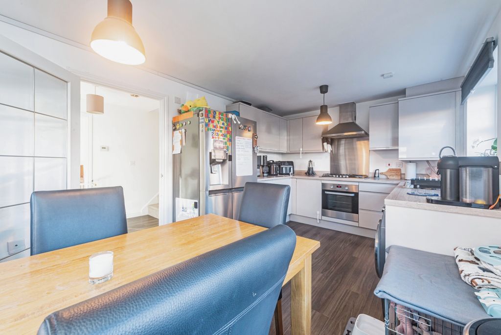 Property photo 2 of 20 Kitchen Diner