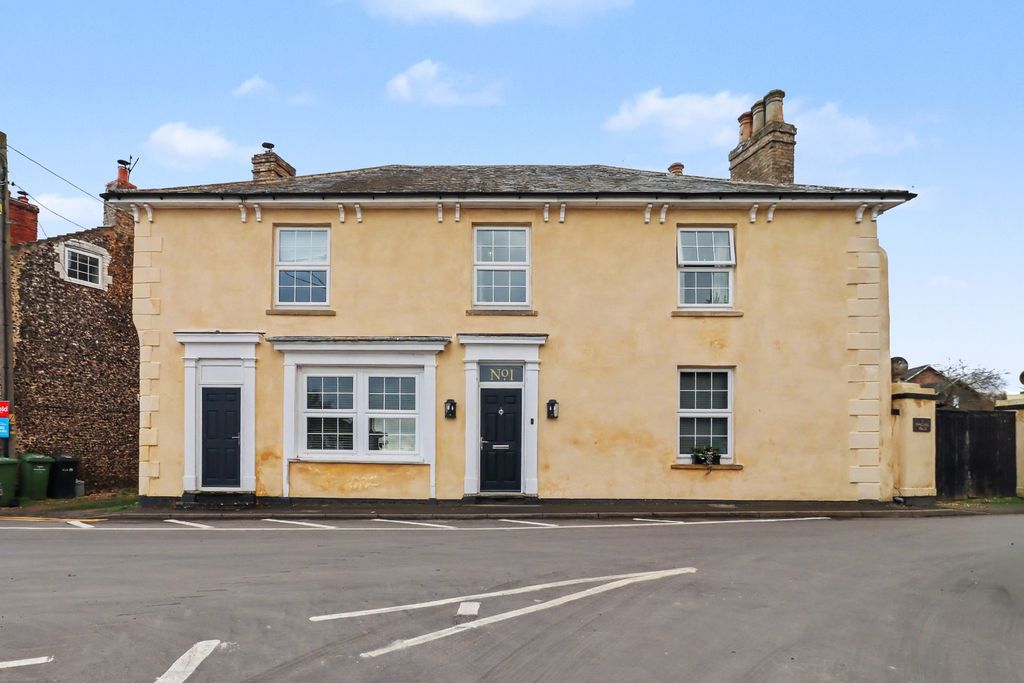 Property photo 1 of 28 4844190