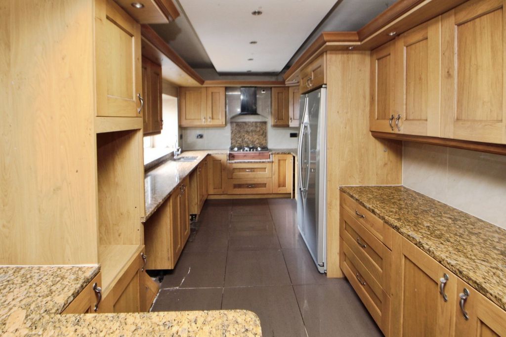 Property photo 2 of 7 Picture No. 03