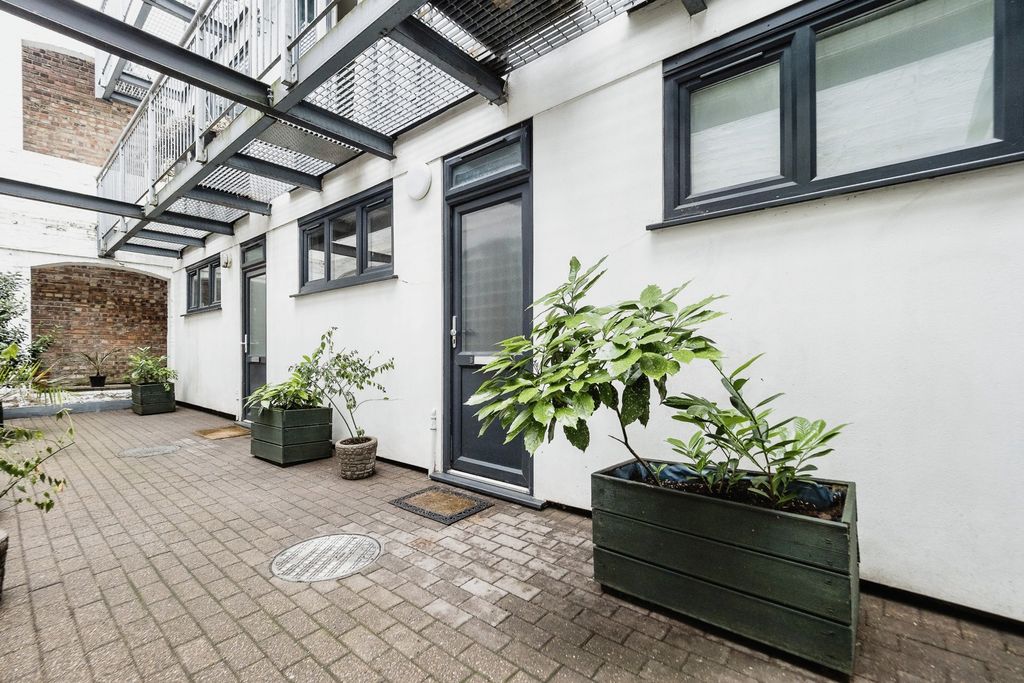 Property photo 1 of 17 Photo