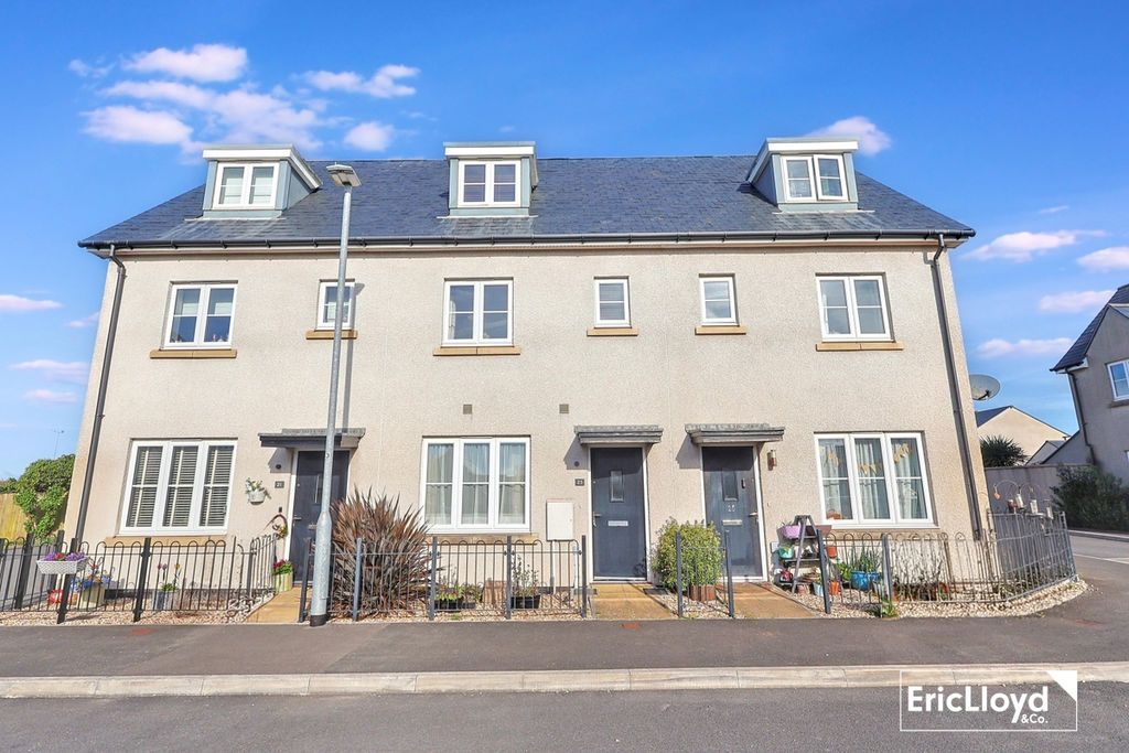 Property photo 1 of 19 Photo 20