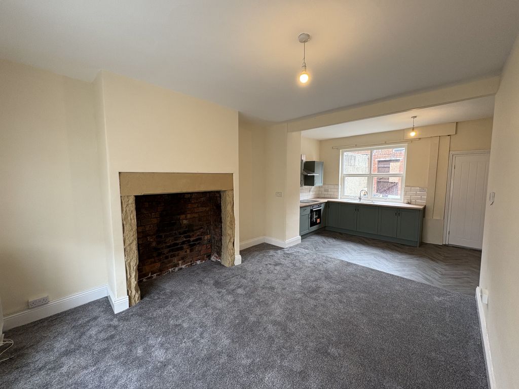 Property photo 2 of 9 Gallery