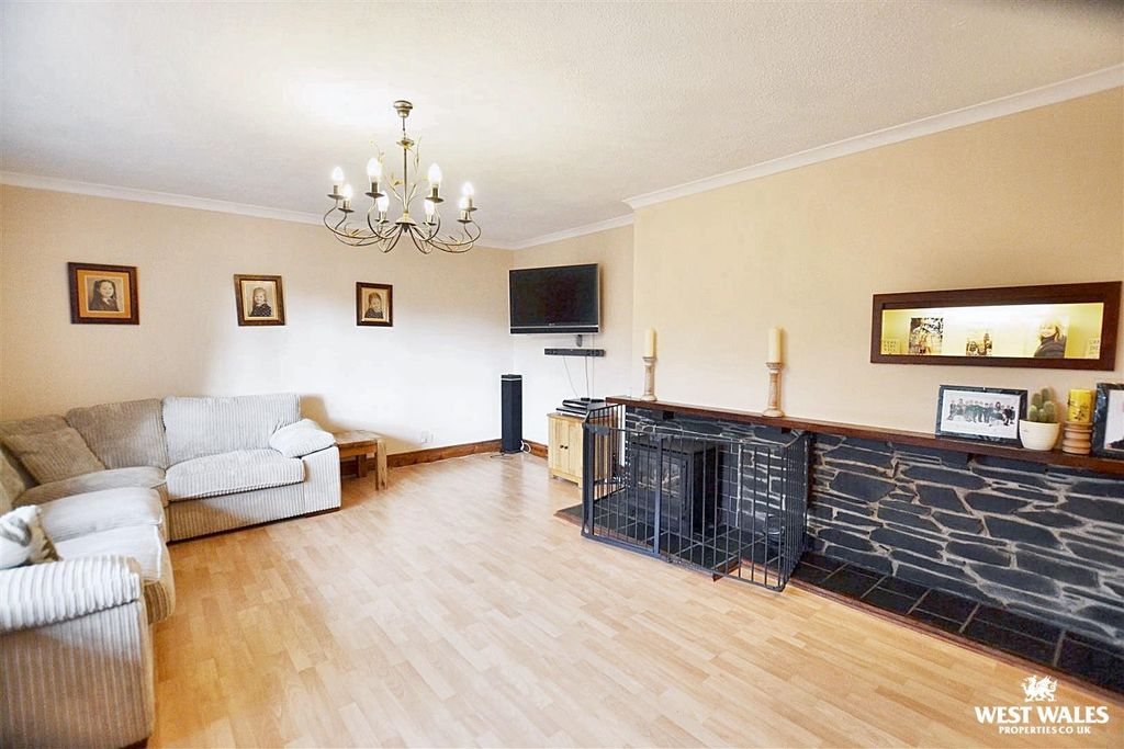 Property photo 3 of 27 Gn-Pwjowo0Axniqt8Tqieg.Jpg