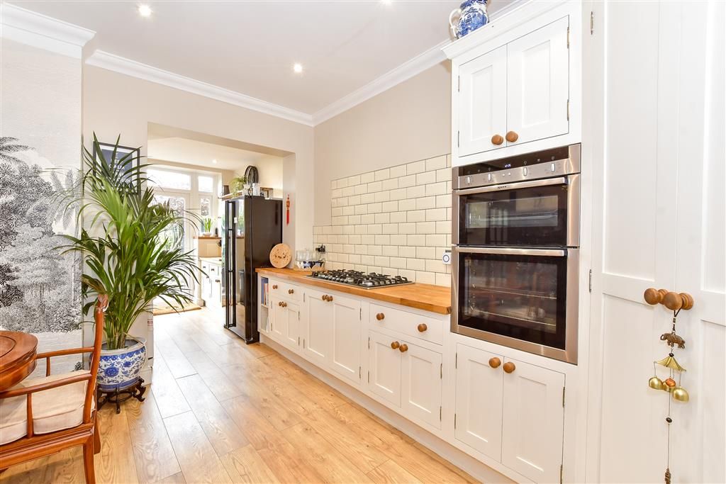 Property photo 1 of 13 Kitchen