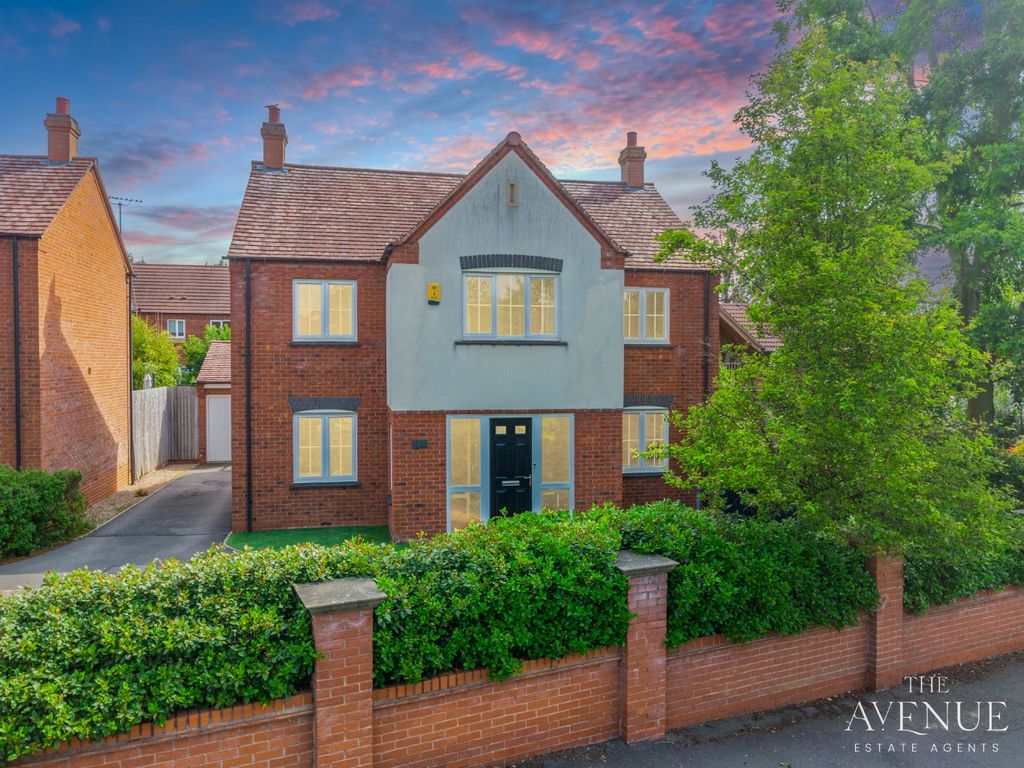 Property photo 1 of 57 4262862